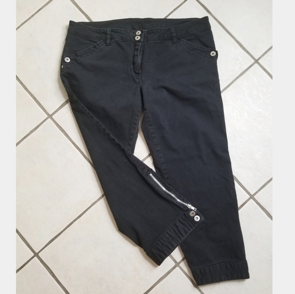 Lip Service Pants - 🌤️Lip Service 15, Vintage Zipper Capris